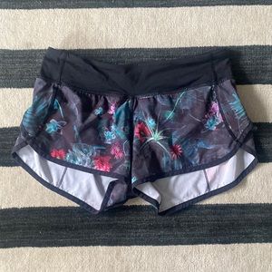 Lululemon Speed Up Shorts 2.5”